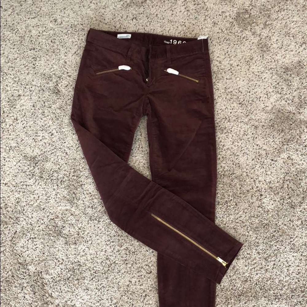 Gap- always skinny velvet jeans